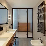 Hotel Circle6 4*