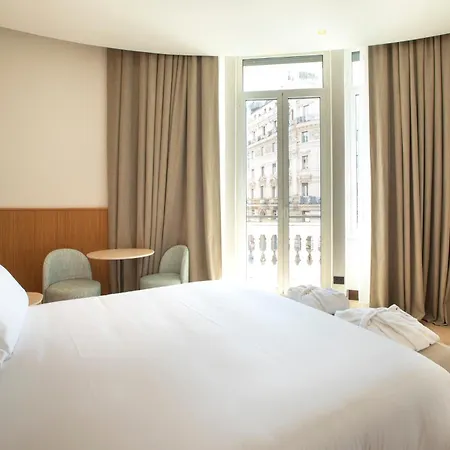 Hotel Circle6 4*