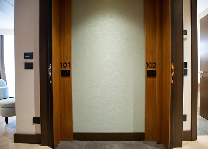 מלון Circle6 רומא